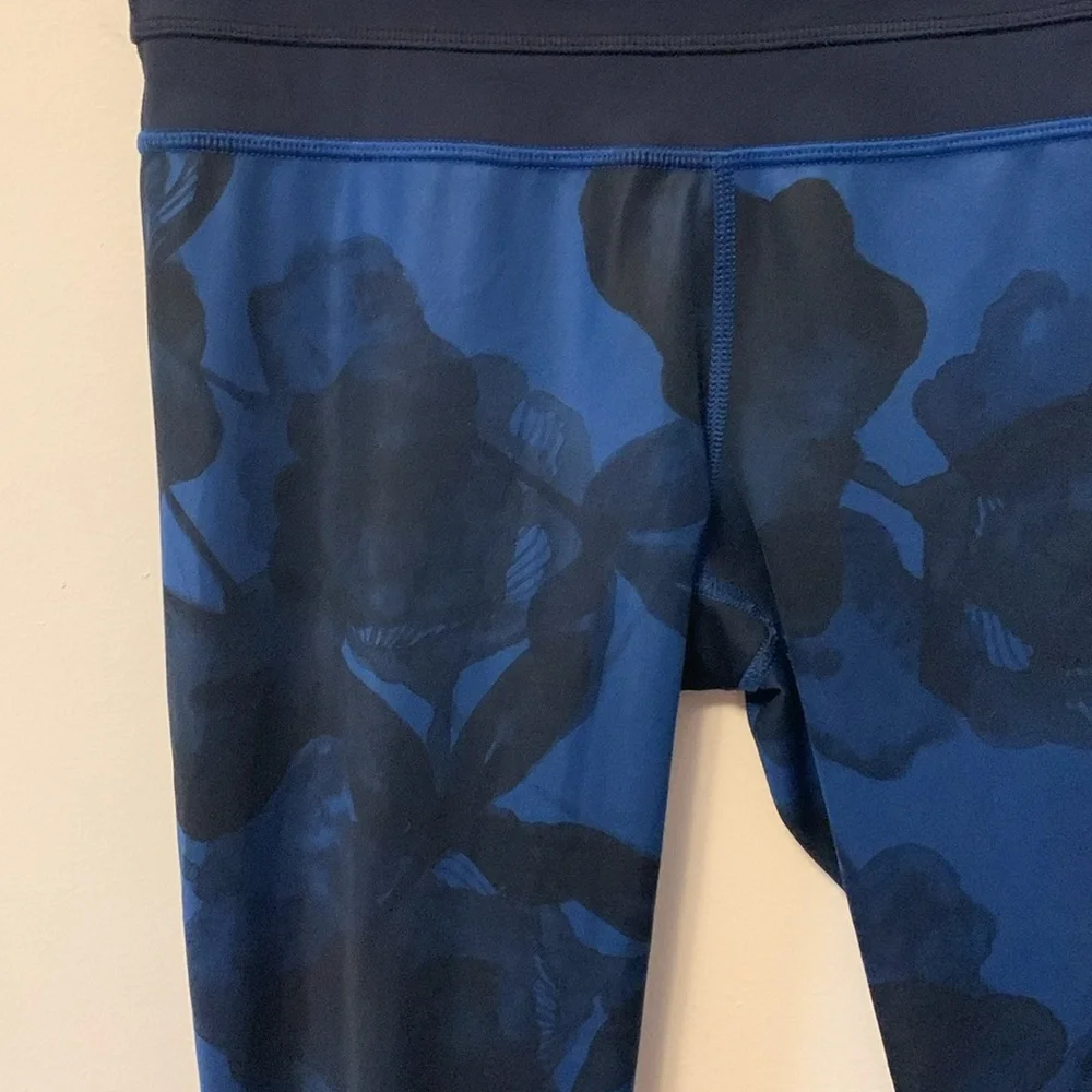 🍋Lululemon Inky Floral crop leggings - Picture 4 of 14